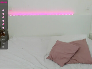 fayevans nude girlfriends caressed on the floor