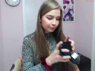 jane_skyy charming bitch jerks pussy and cums
