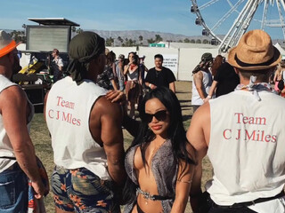 cjmiles onlyfans Showy chick