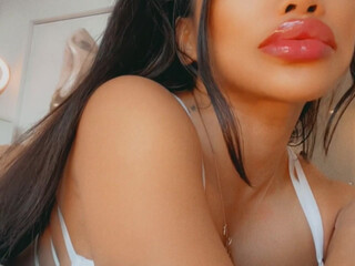 cjmiles onlyfans naughty bitch masturbates pussy sex toy