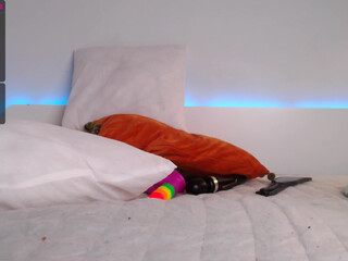 eve_evans exciting bitch dancing in underwear