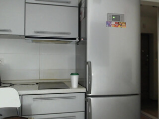 candymini pretty lady puts on juicy vagina