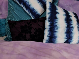 candice_on_cam tender kitty indulges in sex toys