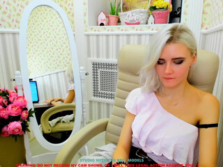 alexis_coy Amazing brunette