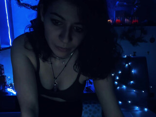 mmmm_lady naughty nipple performs a light striptease