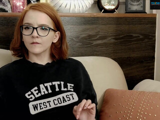 ginger_pie hot chick fucks pussy sex toy