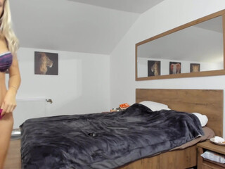 forbidden_fruit69 hot babe fucks cunt