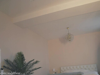 tamagochi_gf Ardent girl