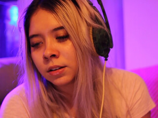 students_porn Dark-haired girlfriends