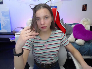 lucky_leslie gorgeous big tit blonde