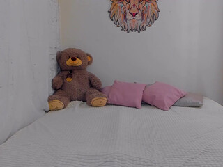 alyssafabulous pretty girl fucks her cap