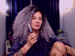 alyssafabulous passionate skin jumps on a dildo