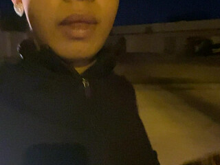 toriann busty small exposes her charms