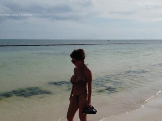 deauxma Amazing blonde