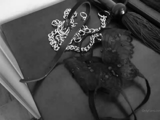 deauxma obnoxious retired with vibrator