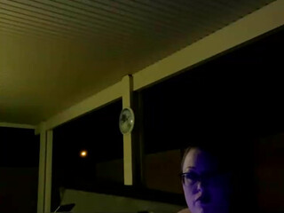 bunnydelacruz69 busty maiden posing in stockings