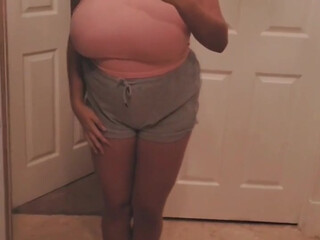 annabellerogers black-haired prank masturbates with a vibrator