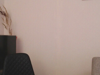 _ariana_grande__ chaturbate whore lady with a tattoo shows her charms