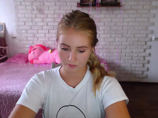 lillian_henry chaturbate Juicy babe