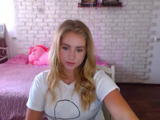 lillian_henry chaturbate Restless girl