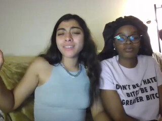 babygotbackends chaturbate busty slut fucks pussy in the shower