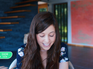 newchloe18 chaturbate Adorable curva