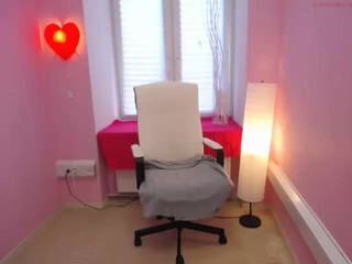 mylene_ferrer chaturbate private from the burning brunette with a cool body