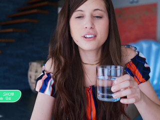 newchloe18 chaturbate mature bitch spreads her sexy legs