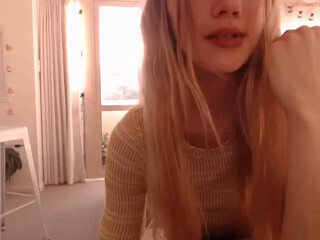 missalice_94 myfreecams Vagina large