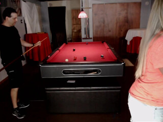 derrick_and_brittany chaturbate charming babe undresses and jerks off