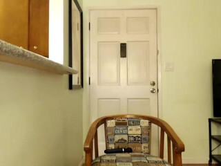 biancaandhubby chaturbate pretty chick fucks pussy with black dildo