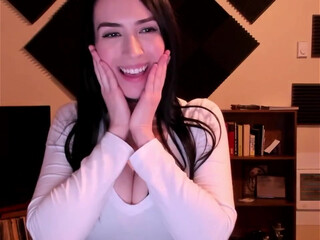 badgirlmad chaturbate skinny bitch jerks pussy with dildo