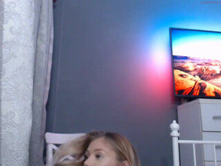 yveline myfreecams 24 June 2020