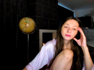 xjoannabearx myfreecams cool girl masturbates anus