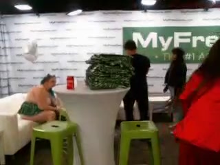 selerah myfreecams gorgeous blonde with a beautiful figure erotically dancing naked