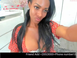 dulcemoon myfreecams incendiary lady masturbates both holes with pleasure