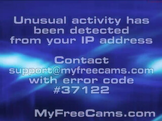 dulcemoon myfreecams gorgeous model strips and pulls pussy