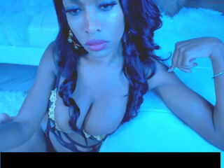 dulcemoon myfreecams Solo caress of a cute lady