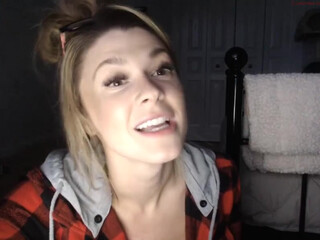 annbrooke myfreecams petite hottie passionately jerks off her cunt