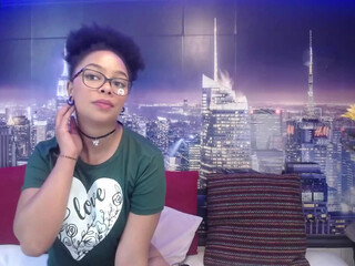 _shannon_sun chaturbate naked beauty in the kitchen