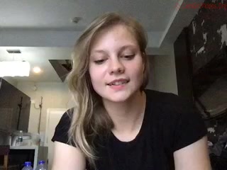 taylorwolfe myfreecams crazy chick demonstrates sexy body