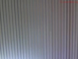 snowwhite4you myfreecams solid brunette masturbates shaved holes