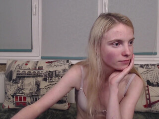 girl_summer97 chaturbate sweet little thing wags elastic booty