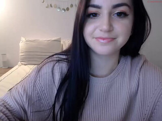 alyssashy myfreecams stunning slut dabbles with dildo