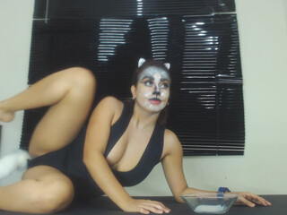 Samispank  tasty cam girl fucks her ass furiously