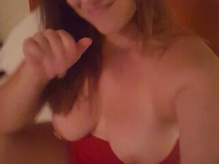 Queenchristina experienced slut caresses intimate places