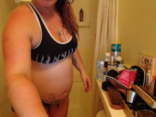 Queenchristina luxurious slut poses in sexy lingerie