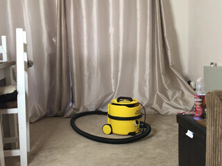 Penny the clockwork courtesan is walking on his heels