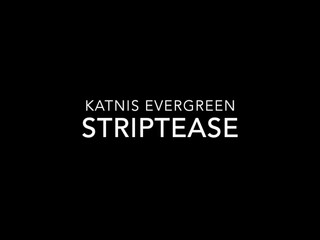 Katnis Evergreen Luxurious lady