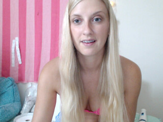 hellokitty expressive beauty gets sexuality